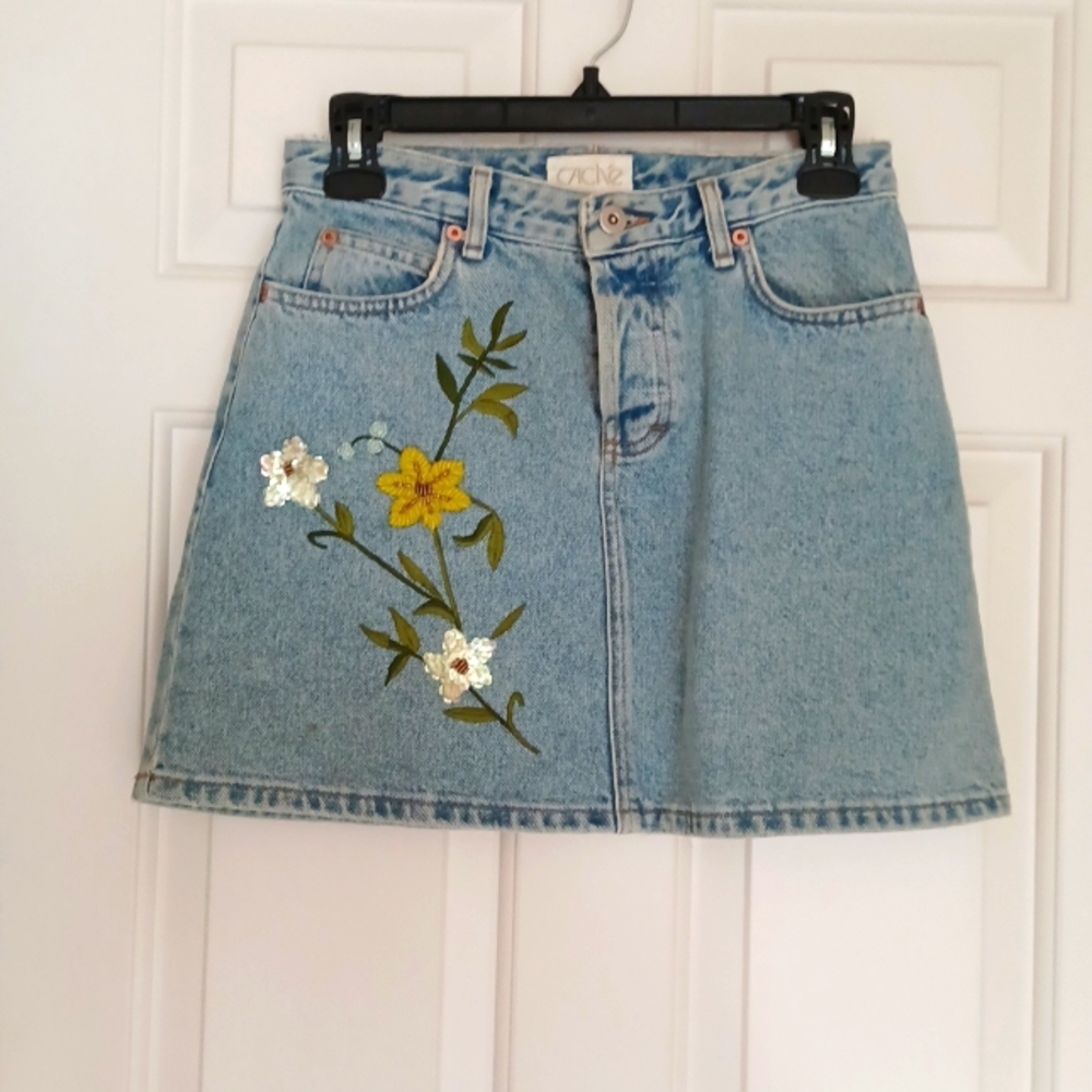Gorgeous, Vintage CACHE FLORAL BEADED JEAN SKIRT, SIZE 4 - Picture 1 of 9